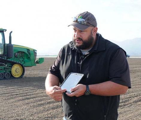 Q&A: Patrick Zelaya is building the bridge between agriculture and technology